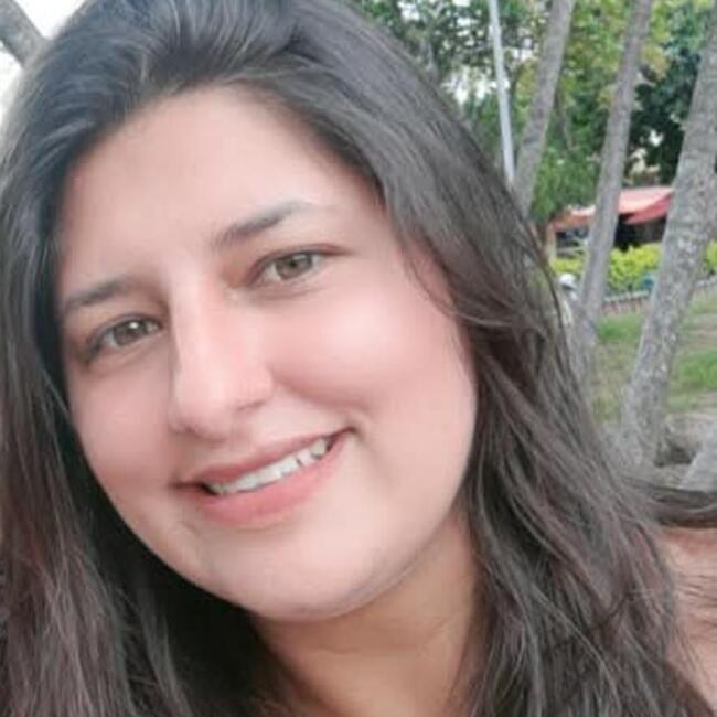 Babysitter in Chía: Lorena