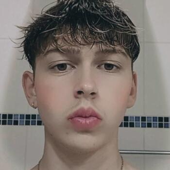 Babysitter in Woluwe-Saint-Lambert/Sint-Lambrechts-Woluwe: Sacha