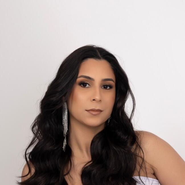 Babysitting job in Campos dos Goytacazes: Larah