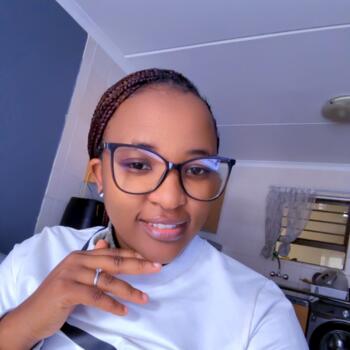 Babysitter Strand: Sindiso