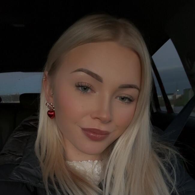 Babysitter in Wels: Cynthia