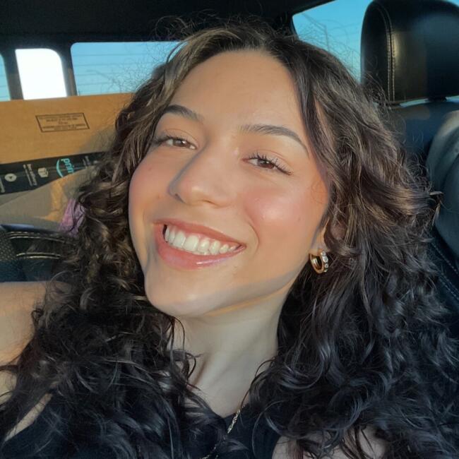 Babysitter in Orlando: Julia