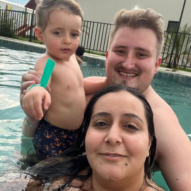 Emprego de babá em Lorena: Suelen