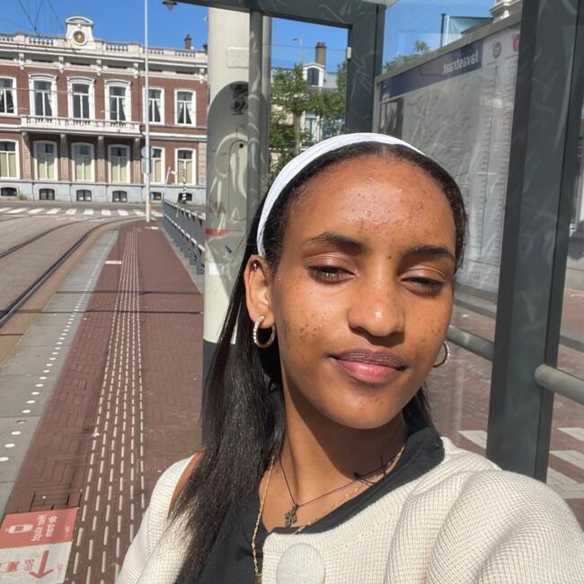 Oppas in Schiedam: Yohana