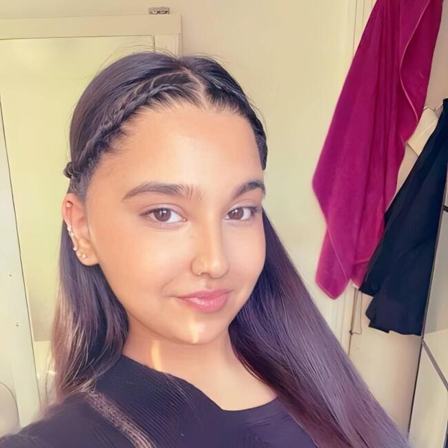 Babysitter in La Courneuve: Mahine