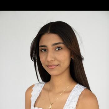 Babysitter in Medellín: Maria Angélica