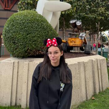 Babysitter in Palau-solità i Plegamans: Natalia