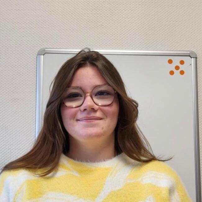 Babysitter in Les Houches: Oceane