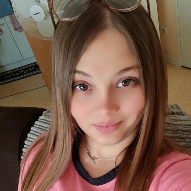 Baby-sitter in Saint-Pierre-des-Corps: Anaïs