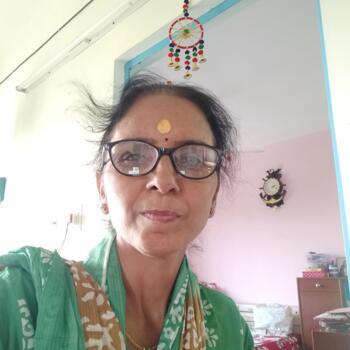 आया बंगलौर: Devi