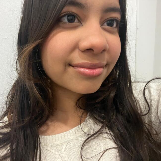 Canguro en Parla: Hillary Isabel