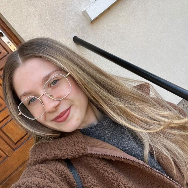 Babysitter in Villiers-sur-Marne: Marine