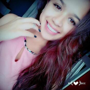 Babysitter Quito: Dayana