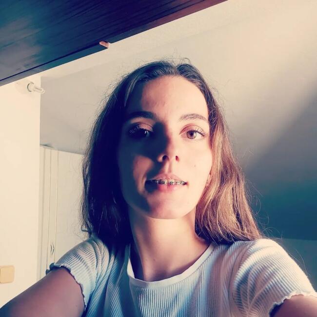 Babysitter in Castelo Branco: Daniela