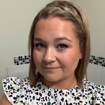 Babysitting job in Echuca: babysitting job Kristy