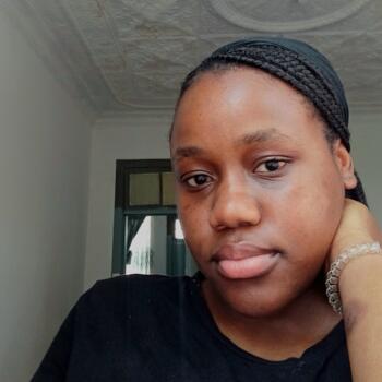 Babysitter in Johannesburg: Esther