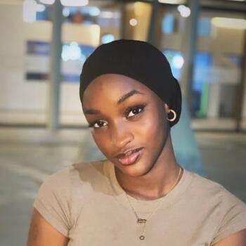Babysitter in Saint-Ouen: Fatimata