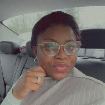 Babysitting job in Antrim: babysitting job Toria