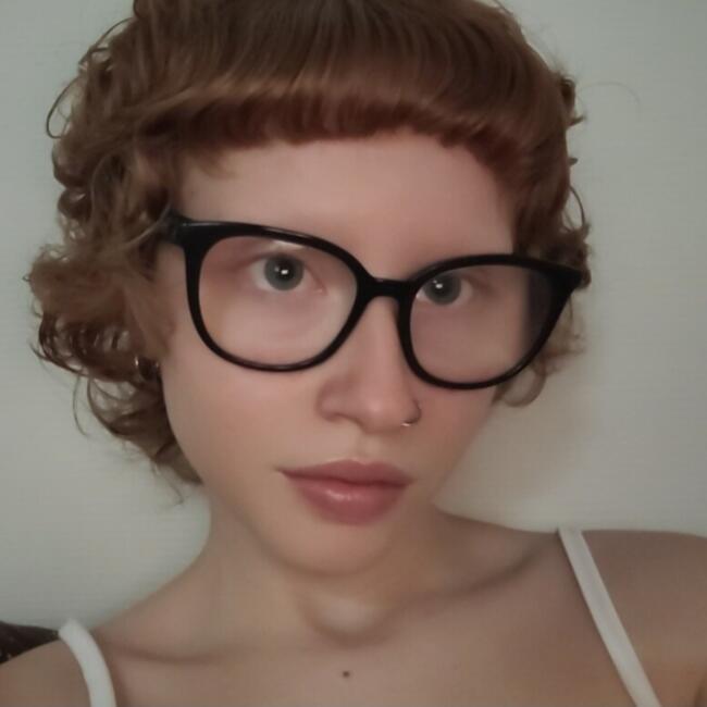 Babá em Algrange: Lola