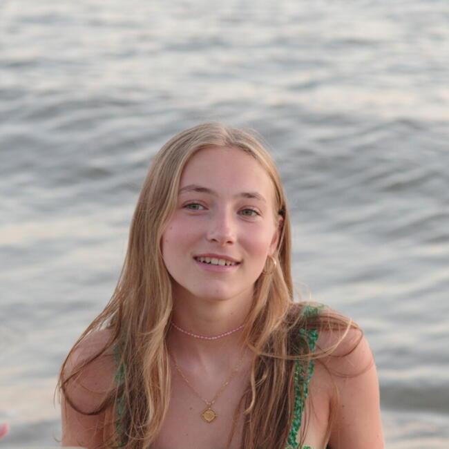 Babysitter in Vélizy-Villacoublay: Clementine