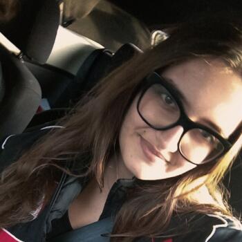 Babysitter in Châteauneuf-les-Martigues: Lilou