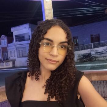 Babysitter Recife: Regina