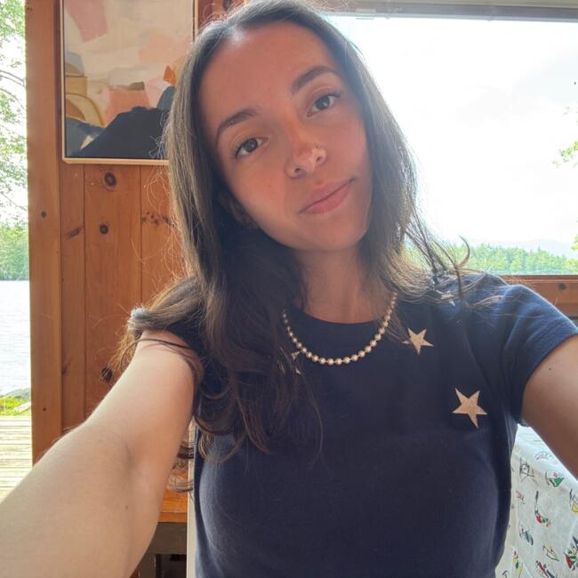 Babysitter in Henderson: Athena