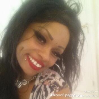 Babysitter in Chaguanas: Anya