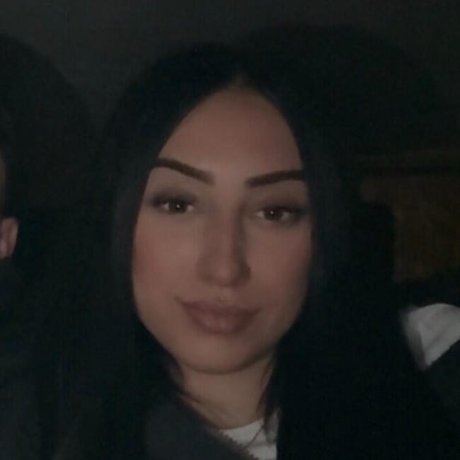 Babysitter in Zubia (Andalucía): Fatima