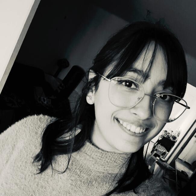 Canguro en Chilches: Nicole