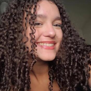 Babá em Lorena: Isabela