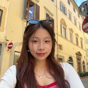 Babysitter in Singapore Island: Melissa