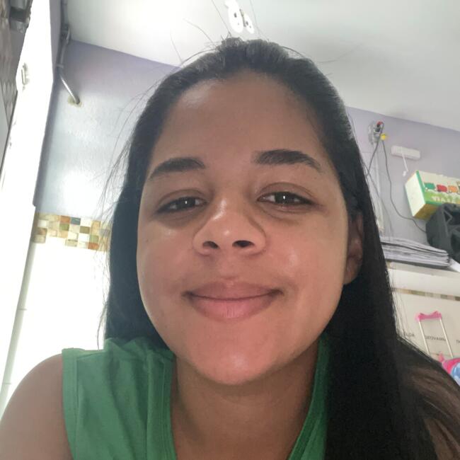 Babá em Belo Horizonte: Monique