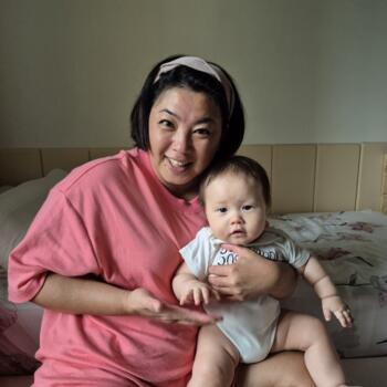 位于新加坡的临时保姆: May lim