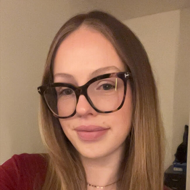 Babysitter in Ampuis: Anais