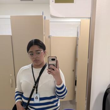 Babysitter in Stockton: Zoe