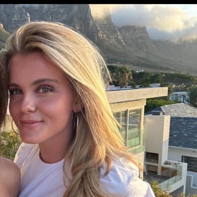 Babysitter in Blackrock: Frederique