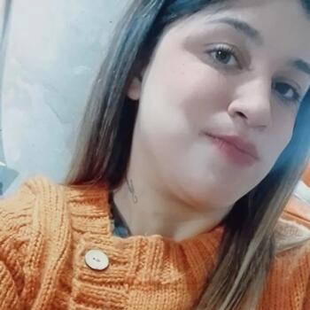 Niñera en Ezpeleta: Leila