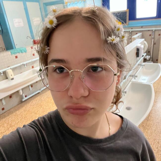 Babysitter in Sequedin: Tya