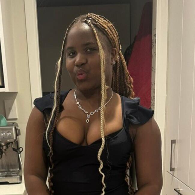 Babysitter in Christchurch: Naomi