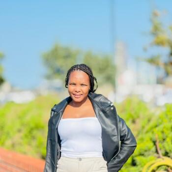 Nanny in Bethal: Lucia