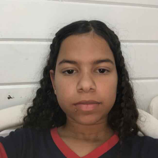 Babá em Brasília: Ana clara