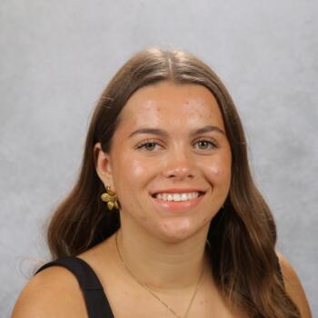 Babysitter in Juvigné: Aurelia