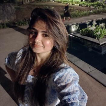 माता-पिता बम्बई: Niyati