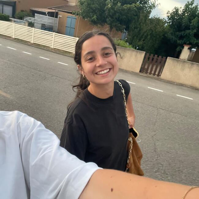 Babysitter in Toulouse: Jeanne