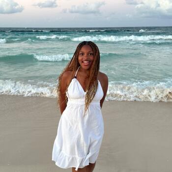 Babysitter in Atlanta: Brooklyn