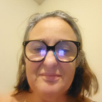 Babysitter in Paris: Karine