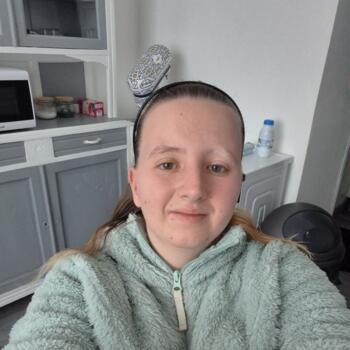 Baby-sitter Saint-Omer: KIMBERLY