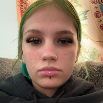 Babysitter in Omaha: Chloe
