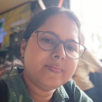 Babysitting job in Kolkata: babysitting job Neha